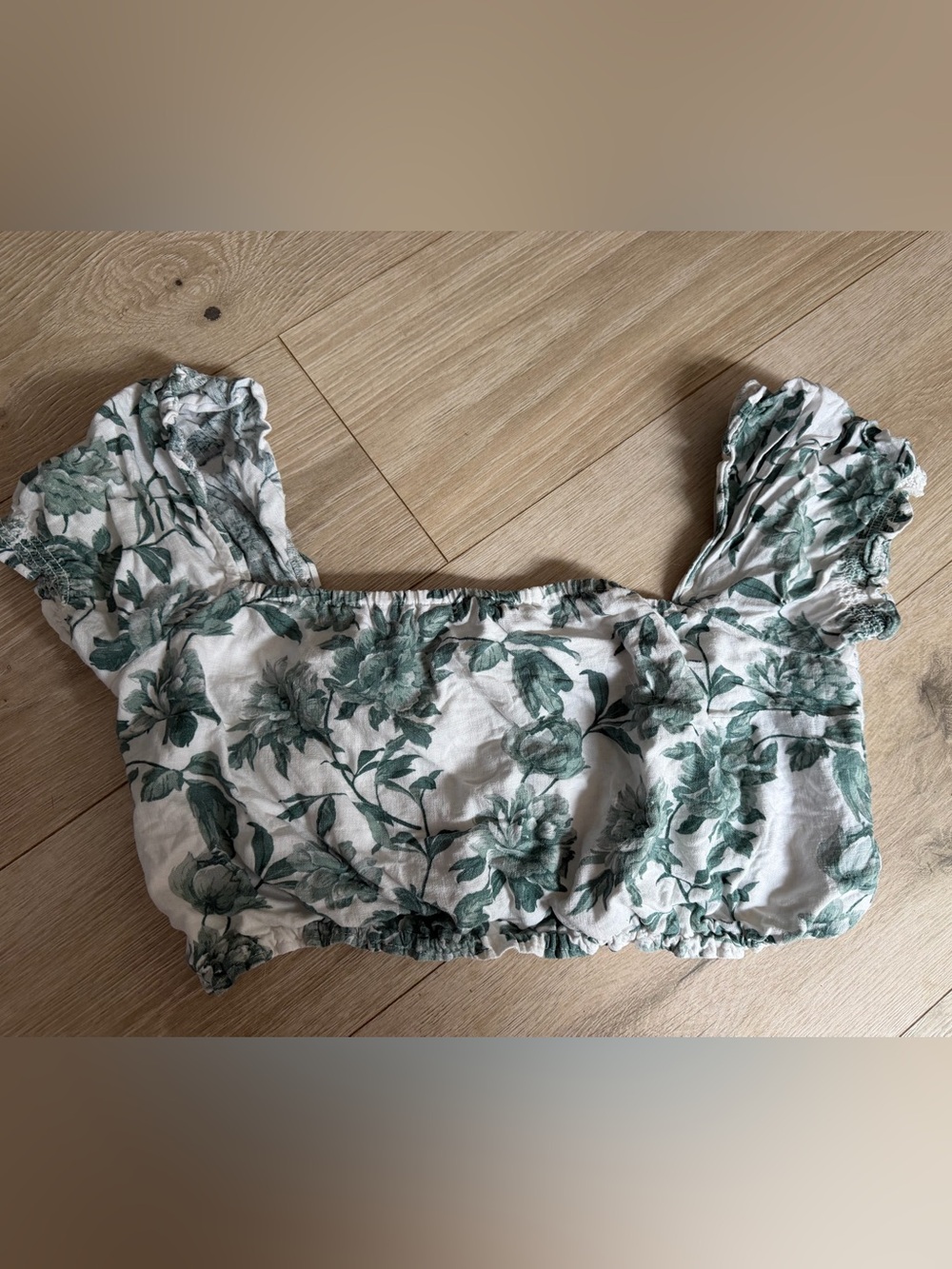 Abercrombie & Fitch Green Floral Off-Shoulder Crop Top